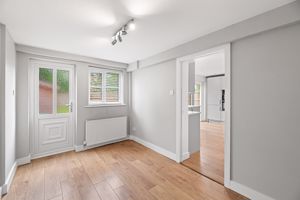 Dining Room- click for photo gallery